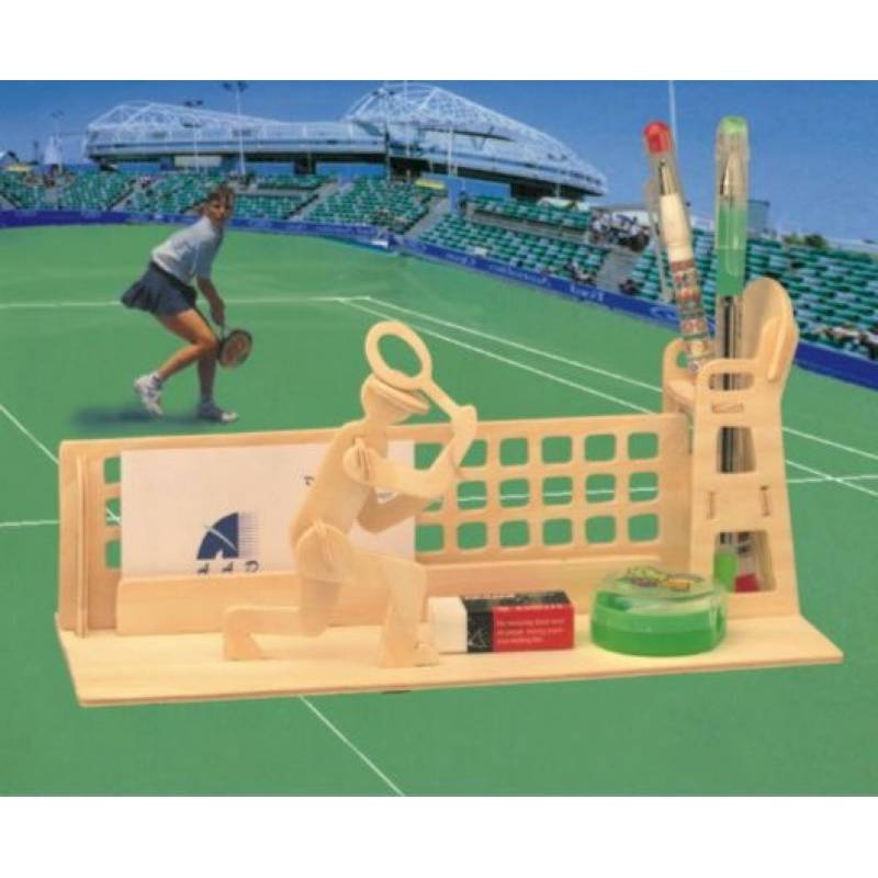 S007 Подставка  для ручек  'Теннисист'